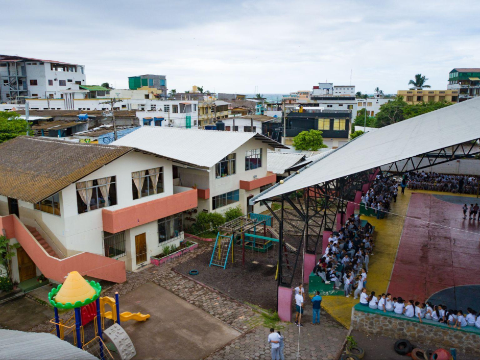 Housing & Climate_ Lessons from a Living Lab in the Galápagos